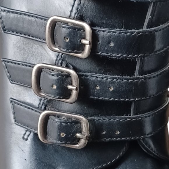 Bernardo Black Leather Ankle Boots, stacked heel size 7 - Picture 4 of 7